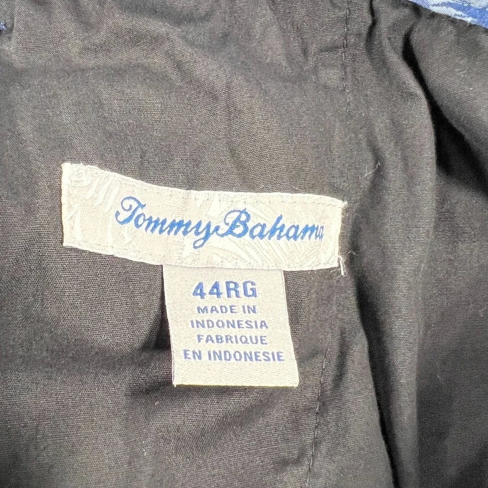 Tommy Bahama Shorts Mens 44 Blue Chino Outdoor‎ Casual Golf Beach Vacation
